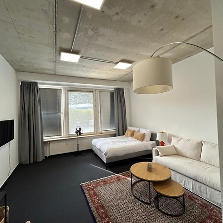 35 Qm Grosses Apartment Mit Eigenem Badezimmer In Den Elbvororten Hamburg Ngoại thất bức ảnh
