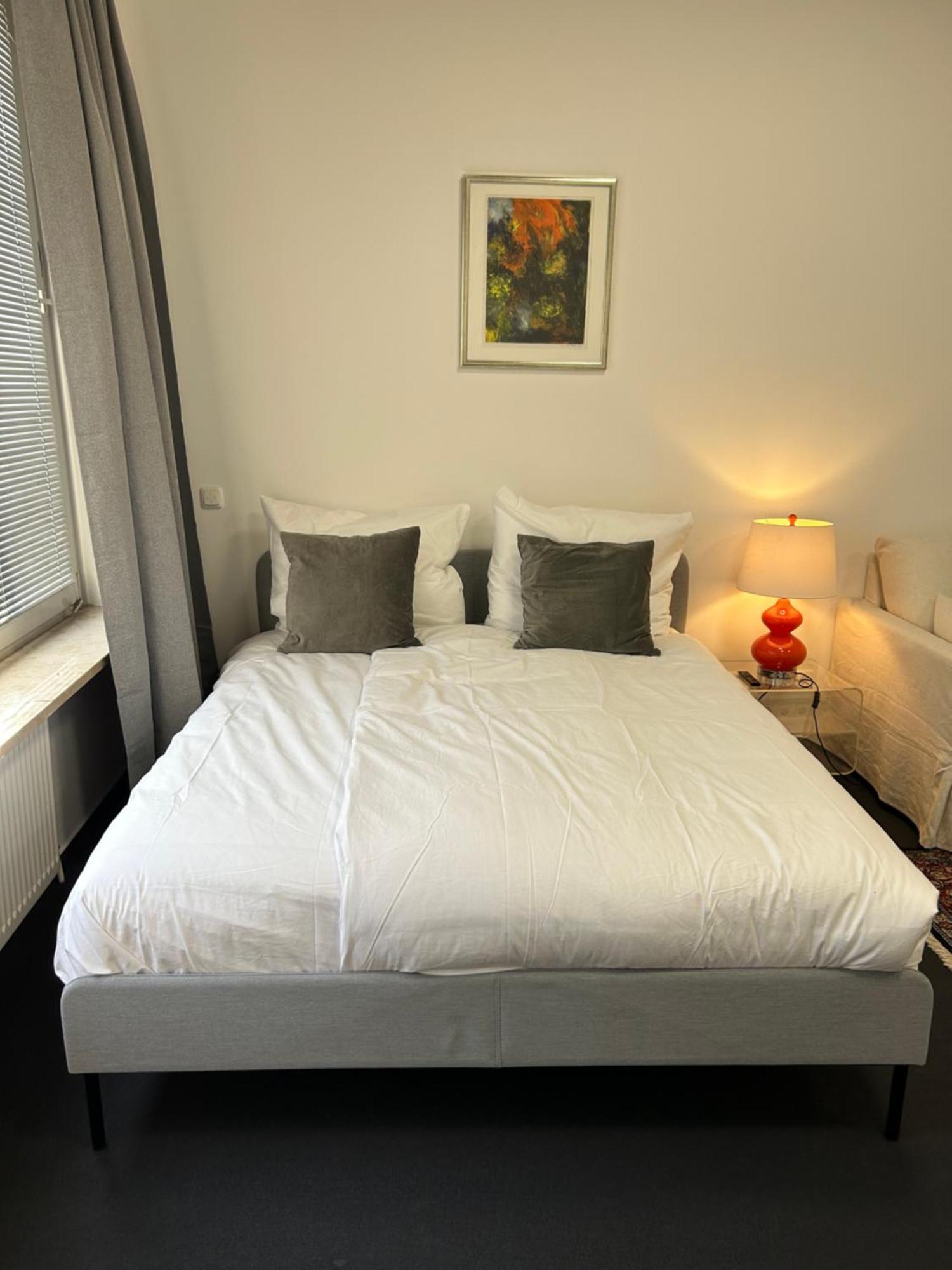 35 Qm Grosses Apartment Mit Eigenem Badezimmer In Den Elbvororten Hamburg Ngoại thất bức ảnh