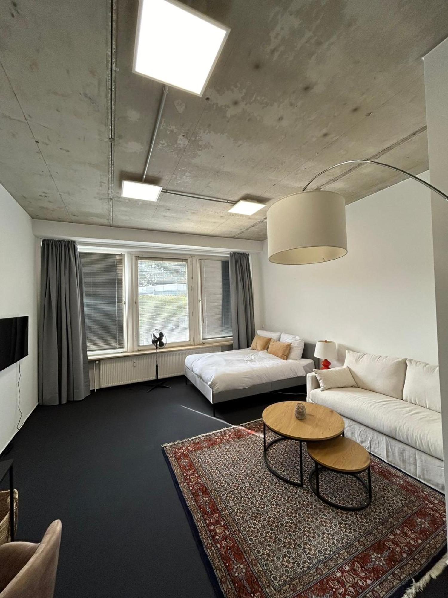 35 Qm Grosses Apartment Mit Eigenem Badezimmer In Den Elbvororten Hamburg Ngoại thất bức ảnh