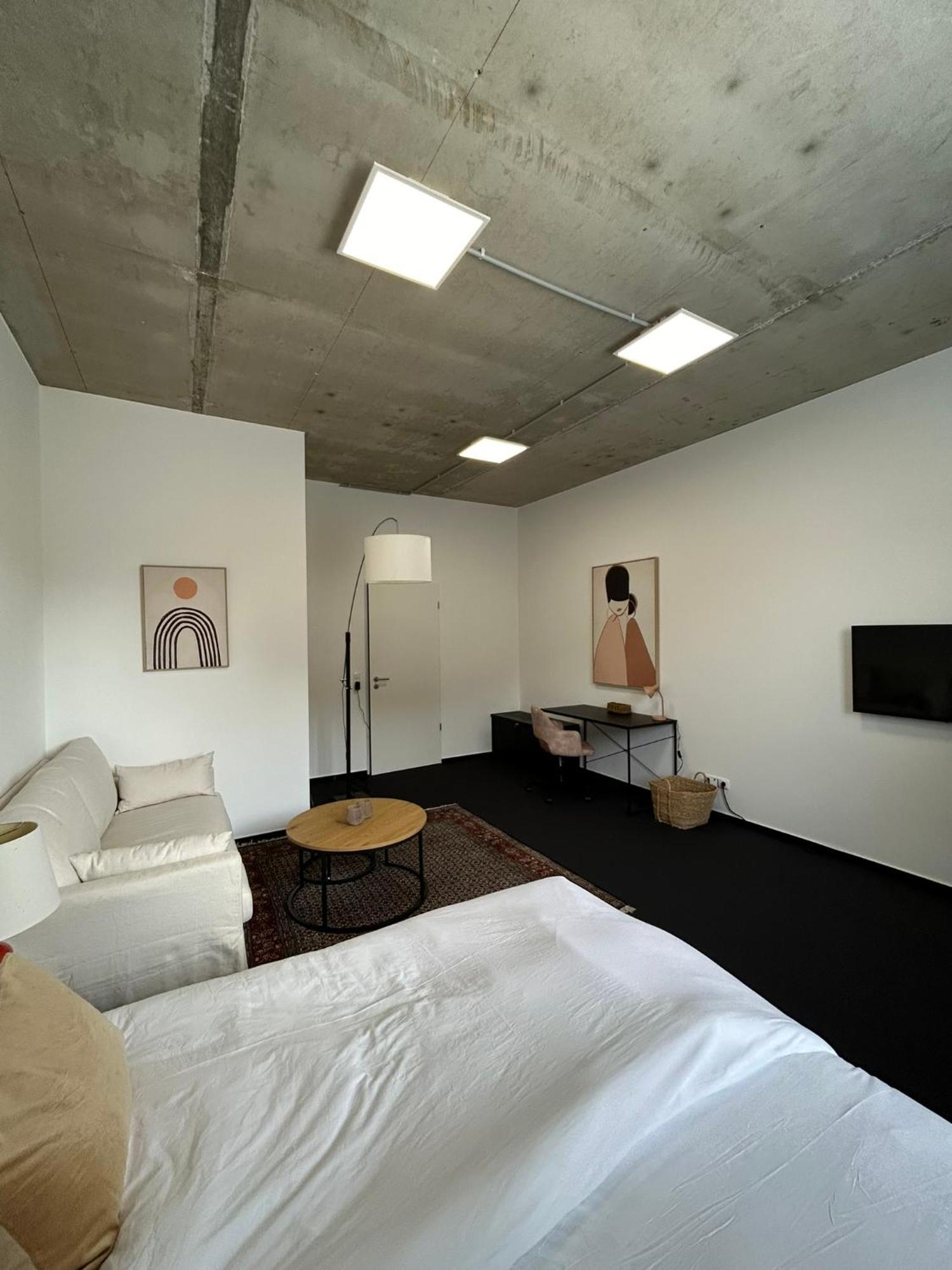 35 Qm Grosses Apartment Mit Eigenem Badezimmer In Den Elbvororten Hamburg Ngoại thất bức ảnh
